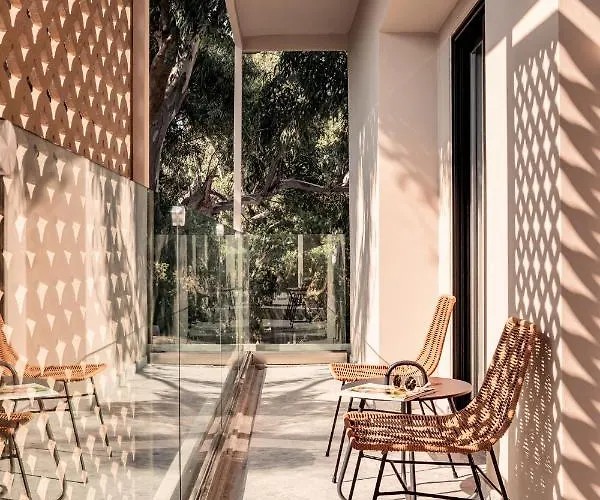 Meni Rhodes Rhodes City